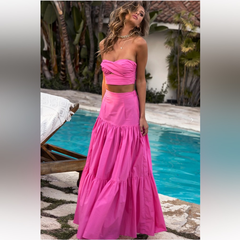 RUNWAY THE LABEL Maxi Skirt ~ Pink